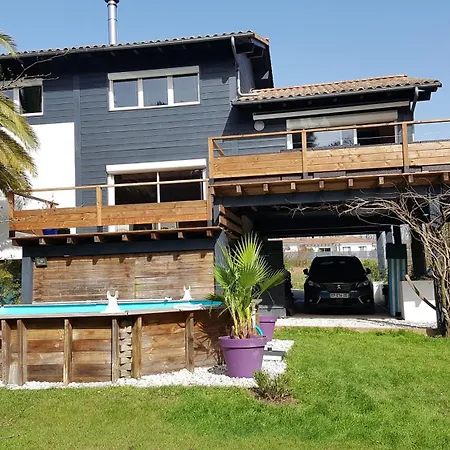 Villa Bois Sur Pilotis Avec Vue Sur Foret Tarnos